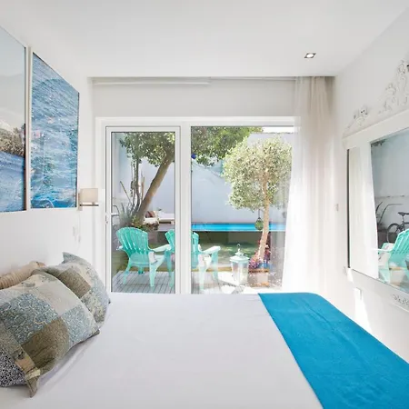 Glamours Beach House - Near Oporto City * Árvore