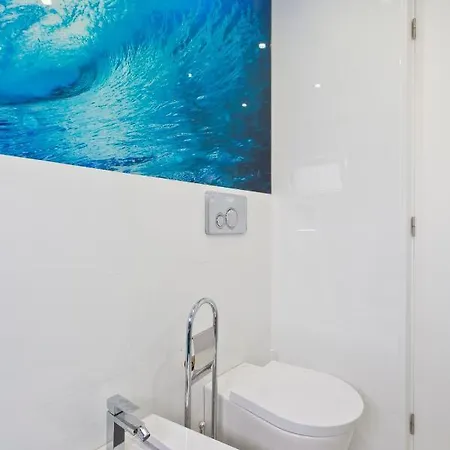 Glamours Beach House - Near Oporto City Árvore