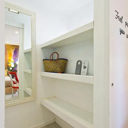 Glamours Beach House - Near Oporto City