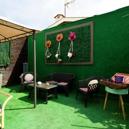 Glamours Beach House - Near Oporto City Árvore